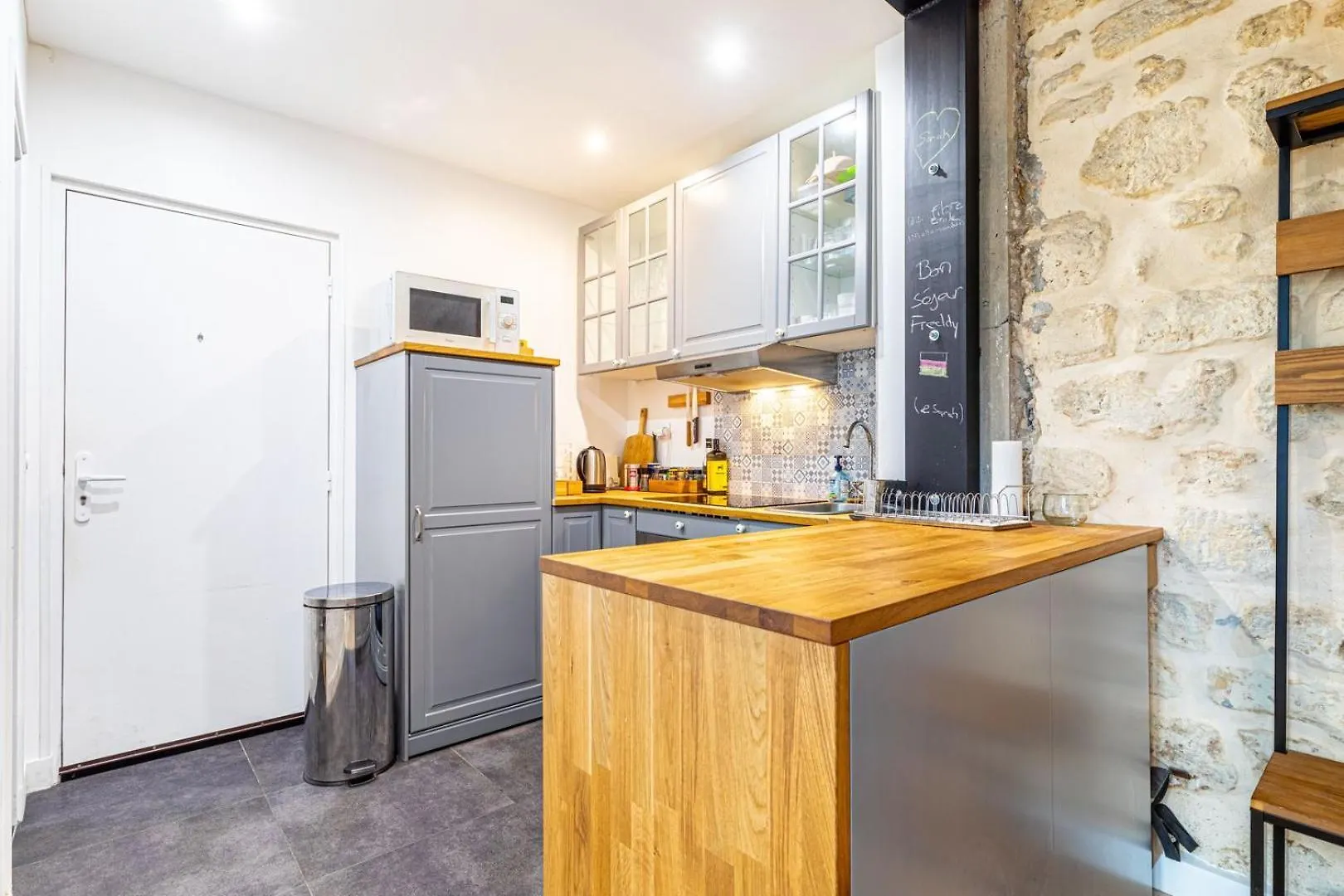 Guestready - Charming Nest In Porte De Clichy Parigi 0*,